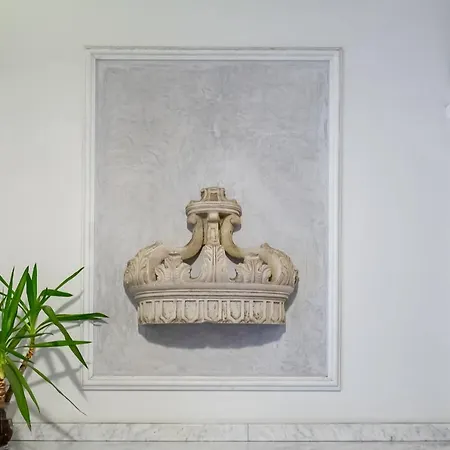 Via Condotti Private Suite-3